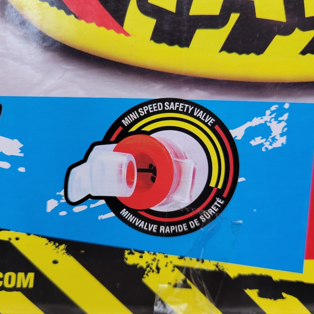 Snow Tube New Rally Inflatable Rider Tobaggan NWT - Picture 6 of 8